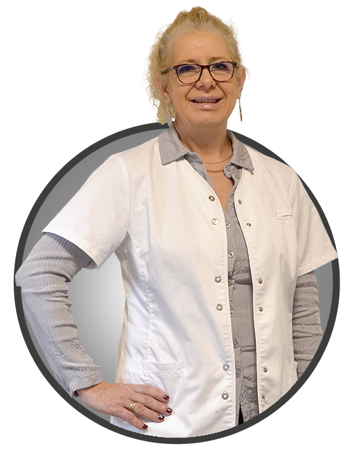 Johanna Vercse, Apothekerin